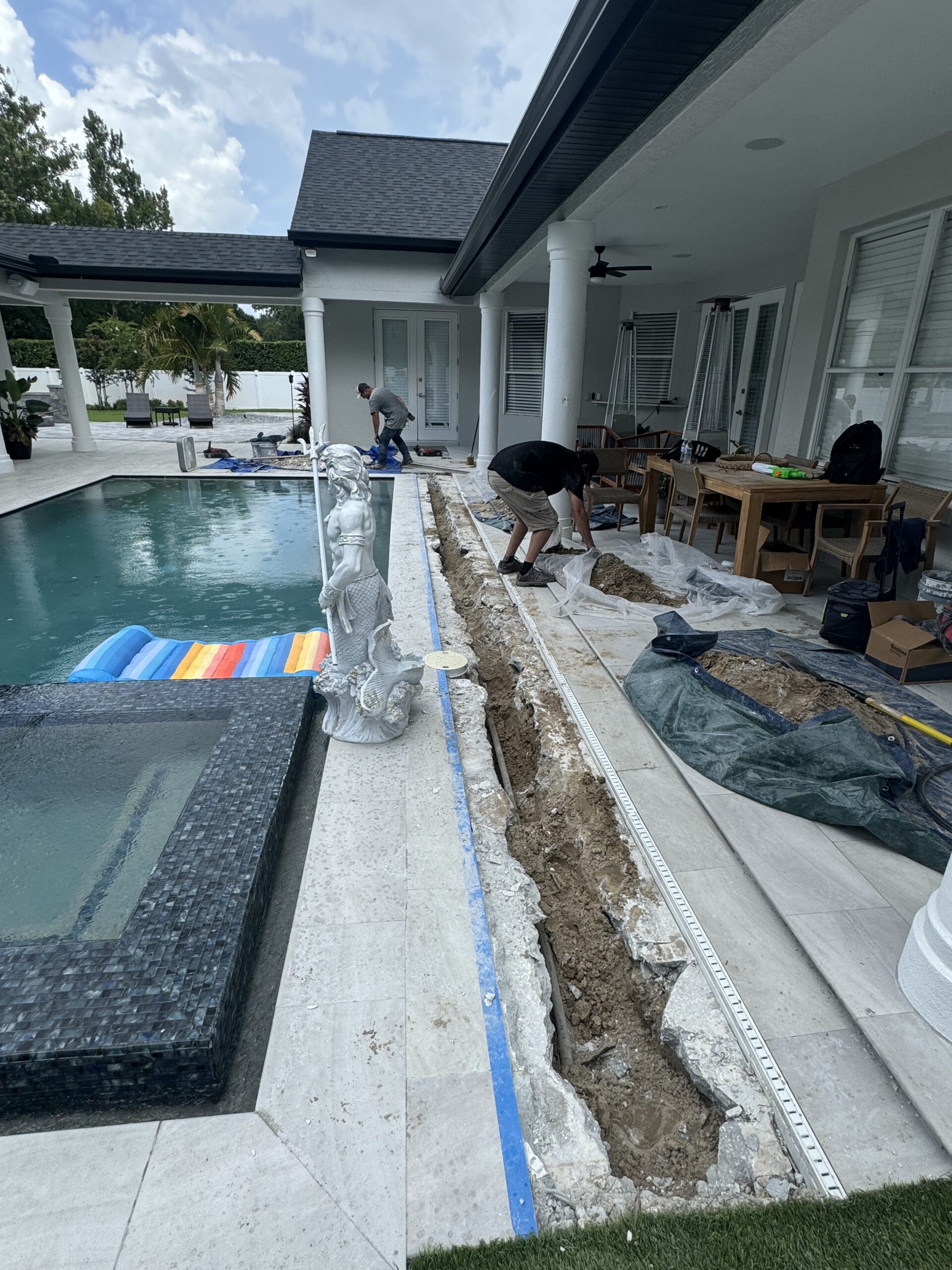 Reparo profissional em piscina